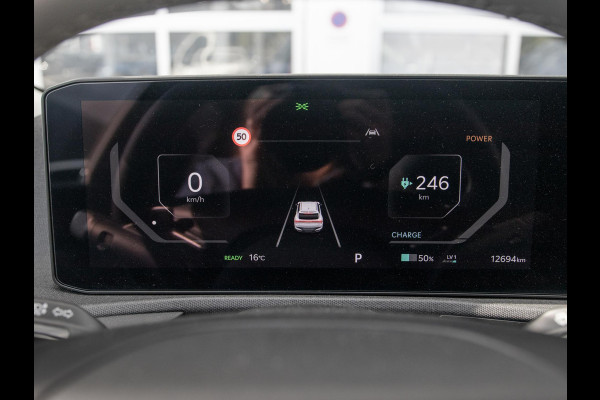 Kia Ev6 Air 84 kWh l Stoel Stuur verwarming l Camera l Navi l SOH 99,2%