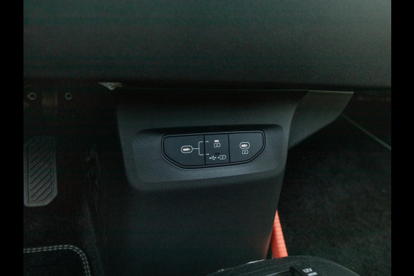 Kia Ev6 Air 84 kWh l Stoel Stuur verwarming l Camera l Navi l SOH 99,2%