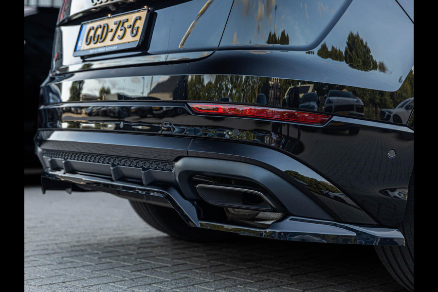 Audi Q8 55 TFSI e quattro Pro Line S | Panoramadak | NL-Auto | Dealeronderhouden | B&O | 360 Camera | Luchtvering | Adaptieve Cruise | Memory-Seats | Ambiance Interieur | Trekhaak | Stoelverwarming |