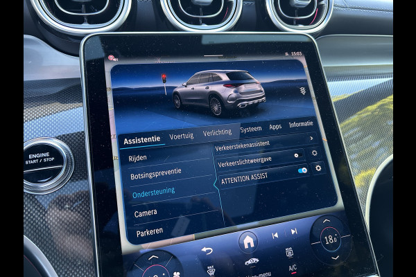 Mercedes-Benz GLC 300e AMG 4Matic // Trekhaak // Memory // 360 Camera // Panoramadak // Digital Light // Night pakket // Keyless // Augmented