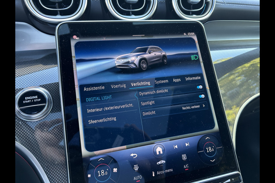 Mercedes-Benz GLC 300e AMG 4Matic // Trekhaak // Memory // 360 Camera // Panoramadak // Digital Light // Night pakket // Keyless // Augmented