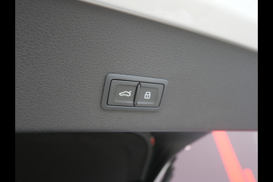 Audi e-tron Sportback 55 QUATTRO S-EDITION 95 kWh | COMPETITION | PANO | TREKHAAK | B&O | CAMERA SPIEGELS!!
