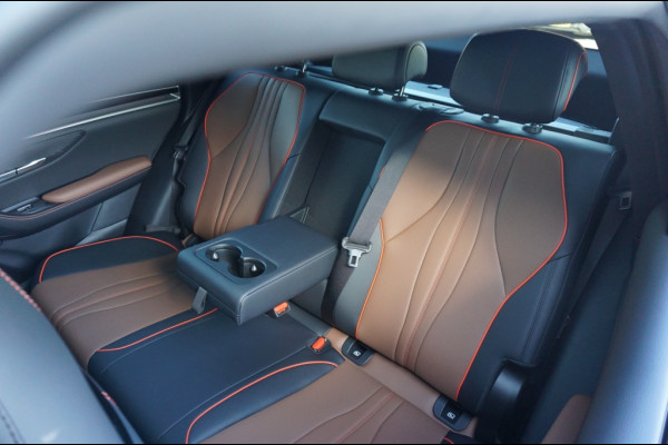 BYD SEAL U 1.5 DM-i FWD Boost BRUINE BEKLEDING | 6JR GARANTIE | 218PK | NIEUW!