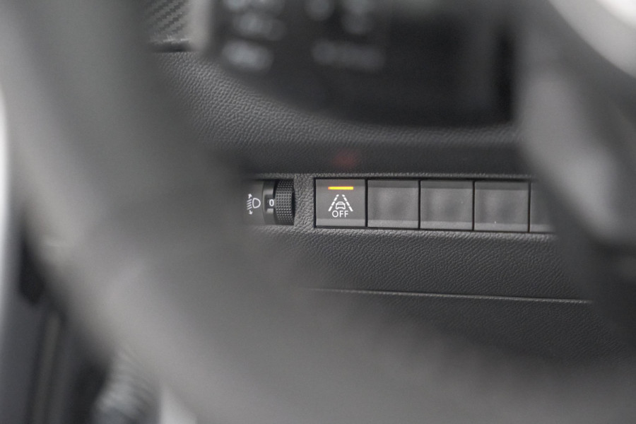 Peugeot 208 PureTech 100 Allure Pack | Camera | Apple Carplay | Parkeersensoren | Navigatie