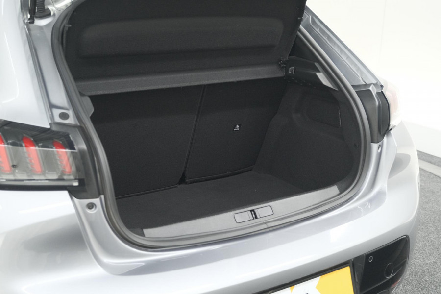 Peugeot 208 PureTech 100 Allure Pack | Camera | Apple Carplay | Parkeersensoren | Navigatie