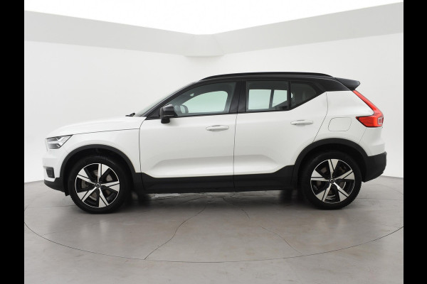 Volvo XC40 RECHARGE P8 408 PK R-DESIGN BTW + PANORAMA | H/K | TREKHAAK | 360 CAMERA | LEDER