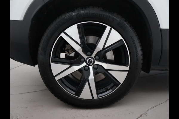 Volvo XC40 RECHARGE P8 408 PK R-DESIGN BTW + PANORAMA | H/K | TREKHAAK | 360 CAMERA | LEDER