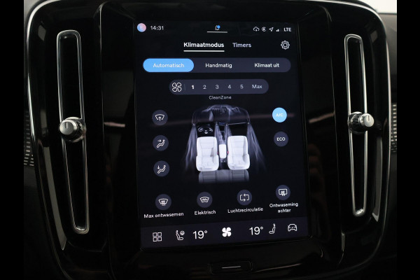 Volvo XC40 RECHARGE P8 408 PK R-DESIGN BTW + PANORAMA | H/K | TREKHAAK | 360 CAMERA | LEDER