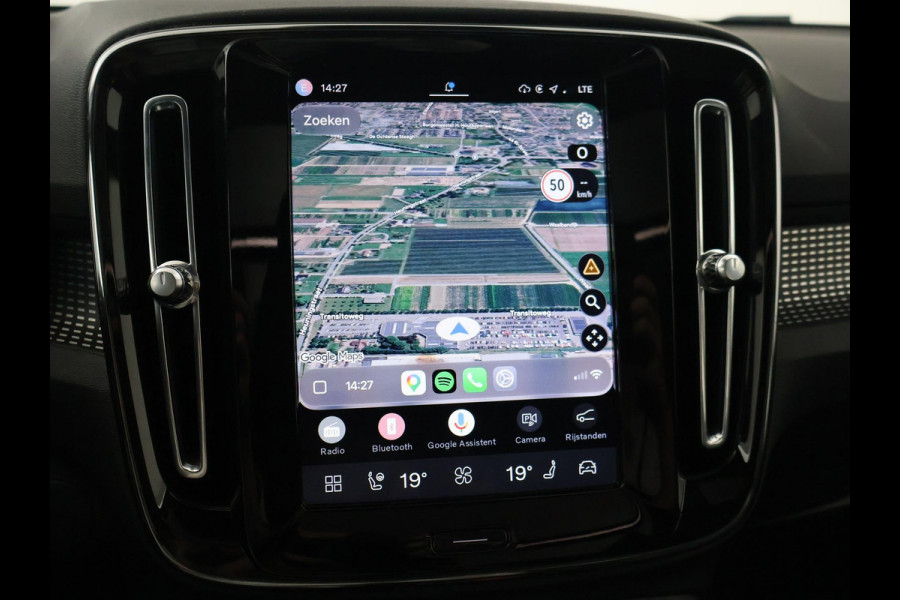 Volvo XC40 RECHARGE P8 408 PK R-DESIGN BTW + PANORAMA | H/K | TREKHAAK | 360 CAMERA | LEDER