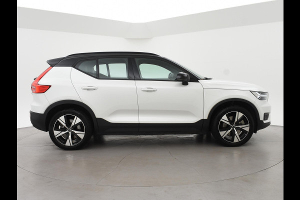Volvo XC40 RECHARGE P8 408 PK R-DESIGN BTW + PANORAMA | H/K | TREKHAAK | 360 CAMERA | LEDER