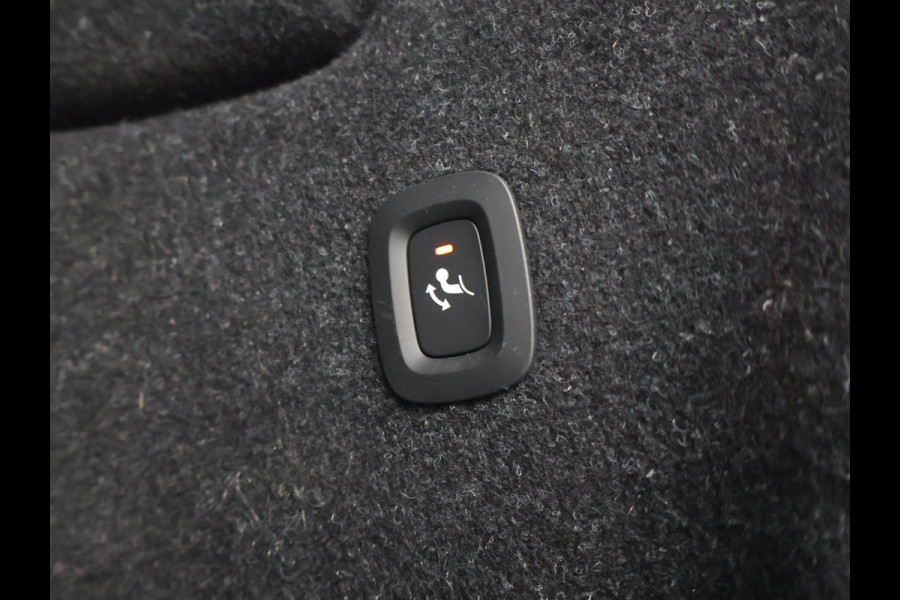 Volvo XC40 RECHARGE P8 408 PK R-DESIGN BTW + PANORAMA | H/K | TREKHAAK | 360 CAMERA | LEDER