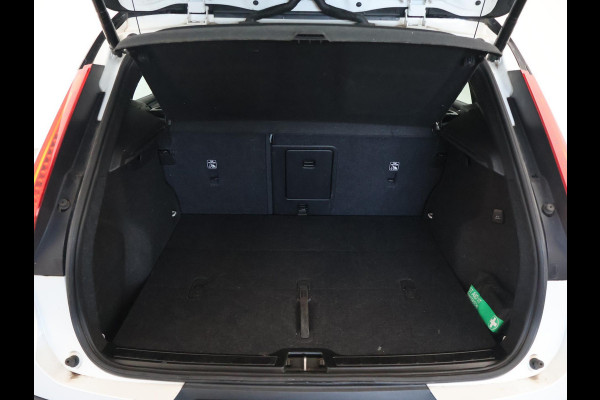 Volvo XC40 RECHARGE P8 408 PK R-DESIGN BTW + PANORAMA | H/K | TREKHAAK | 360 CAMERA | LEDER