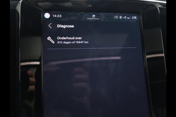 Volvo XC40 RECHARGE P8 408 PK R-DESIGN BTW + PANORAMA | H/K | TREKHAAK | 360 CAMERA | LEDER