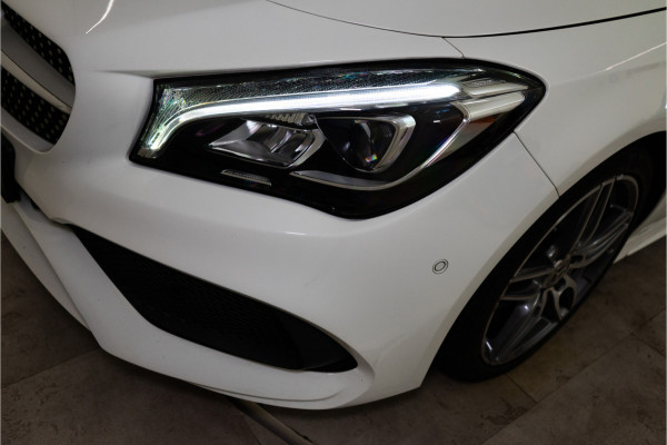 Mercedes-Benz CLA-Klasse Shooting Brake 180 AMG 123PK | LED | Stoelverw. | Camera | Park Assist | Garantie