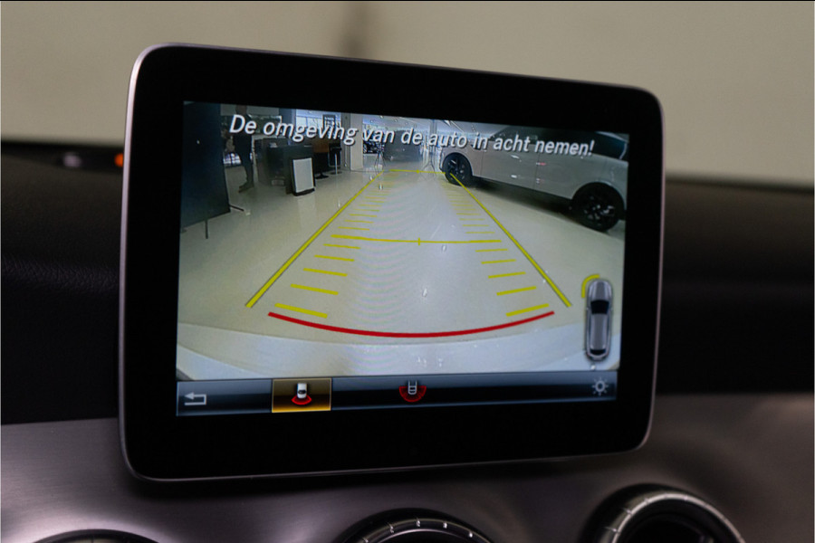 Mercedes-Benz CLA-Klasse Shooting Brake 180 AMG 123PK | LED | Stoelverw. | Camera | Park Assist | Garantie