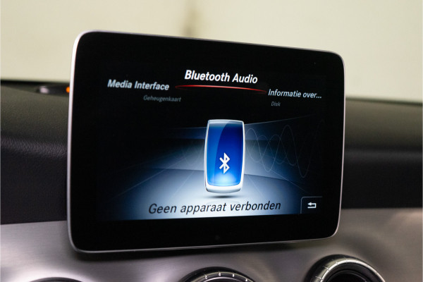 Mercedes-Benz CLA-Klasse Shooting Brake 180 AMG 123PK | LED | Stoelverw. | Camera | Park Assist | Garantie