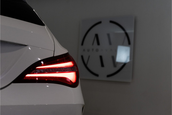 Mercedes-Benz CLA-Klasse Shooting Brake 180 AMG 123PK | LED | Stoelverw. | Camera | Park Assist | Garantie
