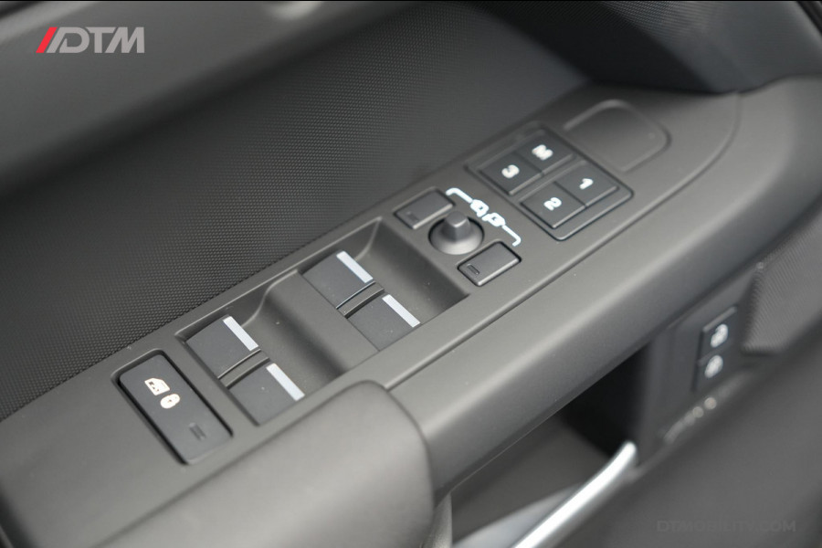 Land Rover Defender 2.0 P300e 110 X-Dynamic PHEV SE | NIEUW! | Leder | 360 | Garantie t/m 2029