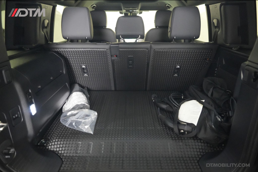 Land Rover Defender 2.0 P300e 110 X-Dynamic PHEV SE | NIEUW! | Leder | 360 | Garantie t/m 2029