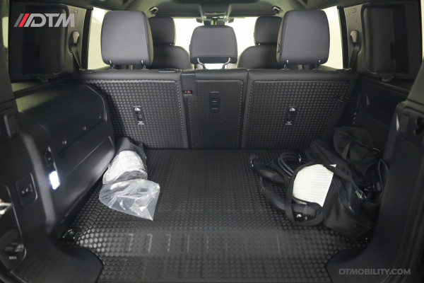 Land Rover Defender 2.0 P300e 110 X-Dynamic PHEV SE | NIEUW! | Leder | 360 | Garantie t/m 2029