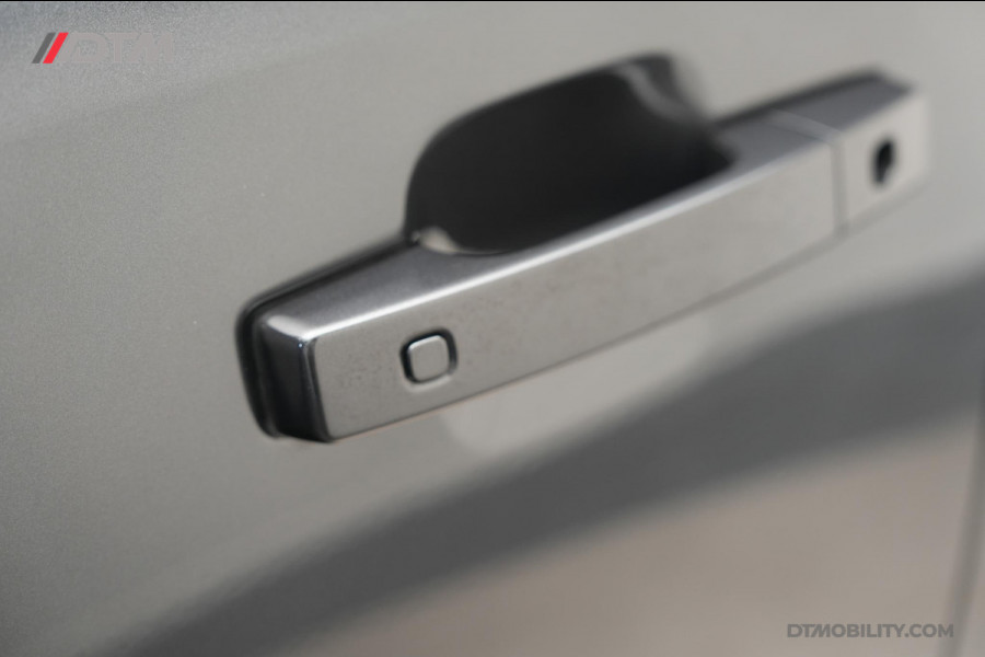 Land Rover Defender 2.0 P300e 110 X-Dynamic PHEV SE | NIEUW! | Leder | 360 | Garantie t/m 2029
