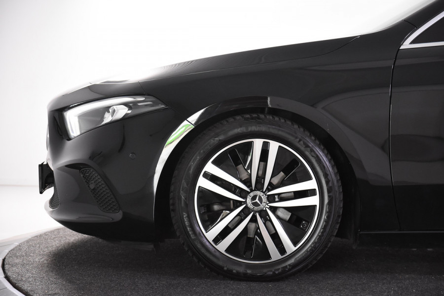 Mercedes-Benz A-Klasse 180 *Leer*Navigatie*Carplay*Camera*