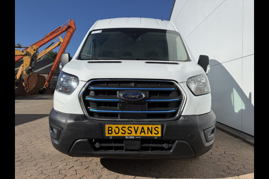 Ford E-Transit 68kWh 184PK L4H3 317km WLTP 93.7% (SOH) BEV Snelladen Carplay Climate control 360° Camera Parkeersensoren v+a Stoelverwarming