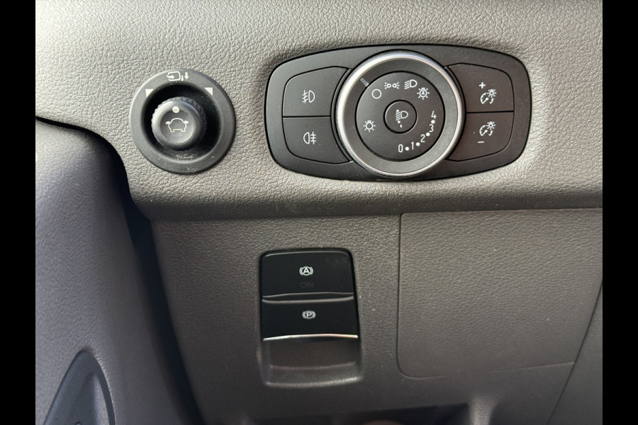 Ford E-Transit 68kWh 184PK L4H3 317km WLTP 93.7% (SOH) BEV Snelladen Carplay Climate control 360° Camera Parkeersensoren v+a Stoelverwarming