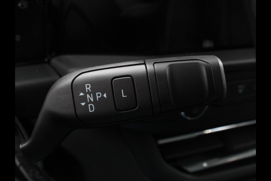 Ford Transit Custom 340 2.5 Automaat PHEV L2H1 Limited 9 PERS Navigatie Apple CarPlay Android Auto Camera Parkeerhulp Adaptive Cruise Control Dodehoekdetectie Stoel- en stuurverwarming Full Led Climate Control Lichtmetalen velgen