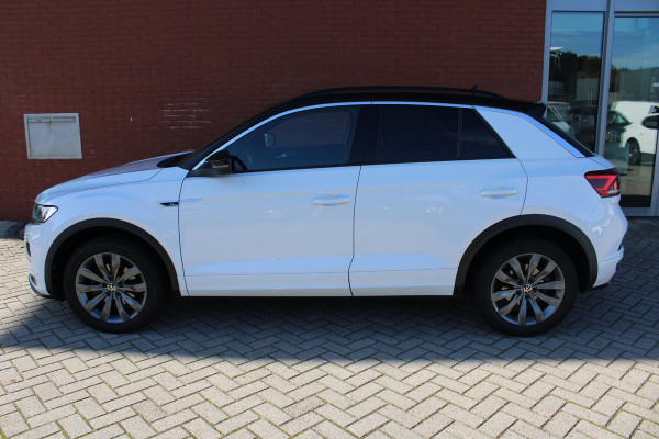 Volkswagen T-Roc 1.5 TSI Sport Business R | Full Option! | Trekhaak | Panorama Dak | Stoel + Stuurverwarming | Climate Control | Camera|  Navigatie |