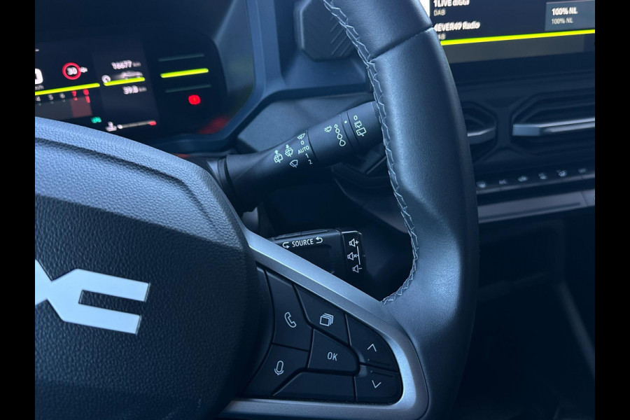 Dacia Duster 100 ECO-G Expression, Airco, Camera, CarPlay, Cruise, Virtual Cockpit, Bluetooth, DAB, Safety, Fabrieksgarantie