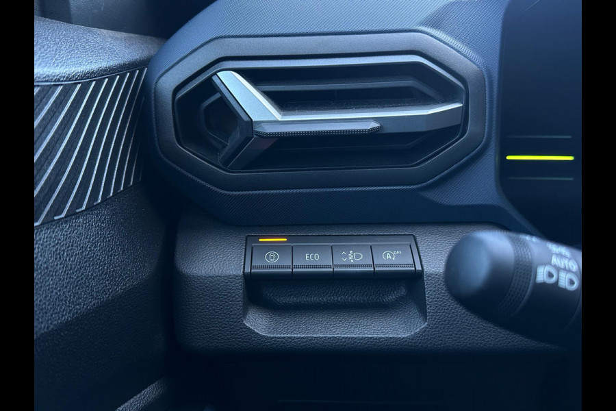 Dacia Duster 100 ECO-G Expression, Airco, Camera, CarPlay, Cruise, Virtual Cockpit, Bluetooth, DAB, Safety, Fabrieksgarantie