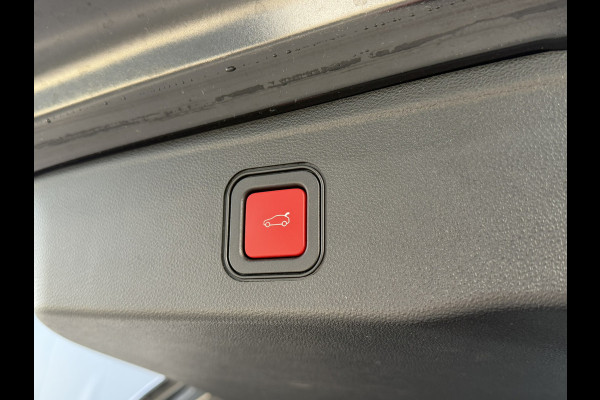 Jeep Avenger 1.2 Altitude | Winterpack | Camera | JBL Audio | Apple carplay/Android Auto | Electrische kofferklep