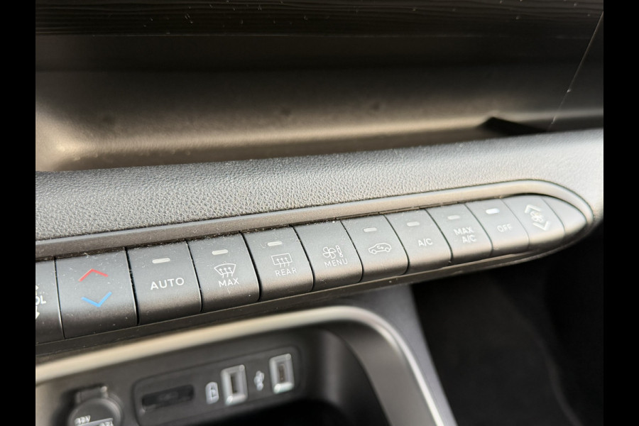 Jeep Avenger 1.2 Altitude | Winterpack | Camera | JBL Audio | Apple carplay/Android Auto | Electrische kofferklep