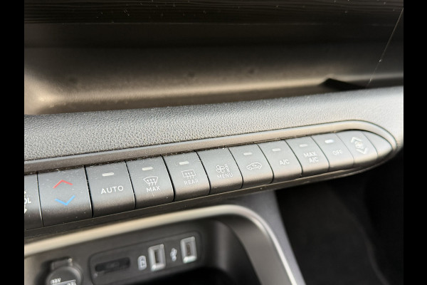 Jeep Avenger 1.2 Altitude | Winterpack | Camera | JBL Audio | Apple carplay/Android Auto | Electrische kofferklep