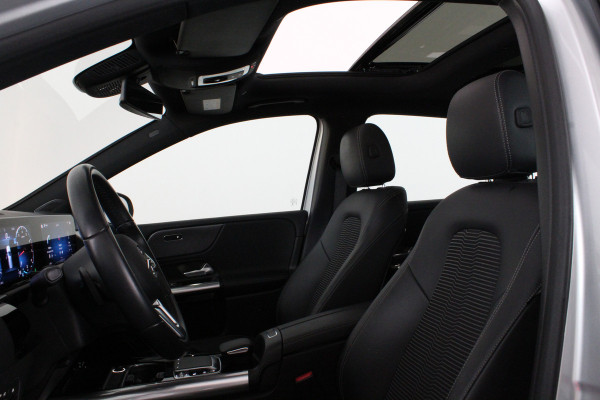 Mercedes-Benz B-Klasse 180 Business Solution > Pano.schuifdak/PDC/Automaat