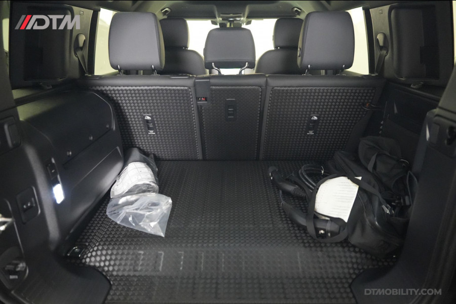 Land Rover Defender 2.0 P300e 110 X-Dynamic PHEV SE | NIEUW! | Leder | 360 | Garantie t/m 2029