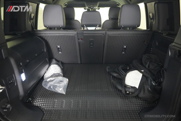 Land Rover Defender 2.0 P300e 110 X-Dynamic PHEV SE | NIEUW! | Leder | 360 | Garantie t/m 2029