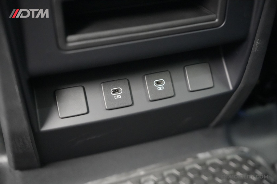 Land Rover Defender 2.0 P300e 110 X-Dynamic PHEV SE | NIEUW! | Leder | 360 | Garantie t/m 2029