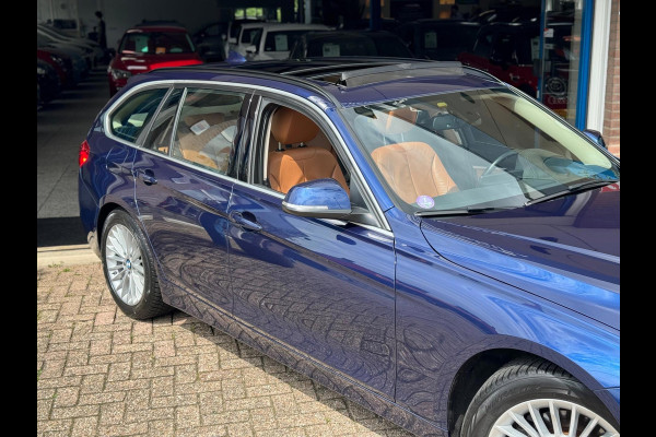 BMW 3 Serie Touring 320i Luxury 2019 AUT PANO NAVI LEDER NAP