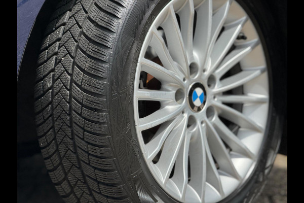 BMW 3 Serie Touring 320i Luxury 2019 AUT PANO NAVI LEDER NAP