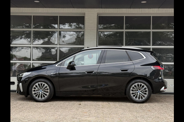 BMW 2 Serie Active Tourer 225e xDrive Luxury Line | PANORAMA | LEDER | SPORTSSTOELEN | CAMERA | DRIVING ASSIST |