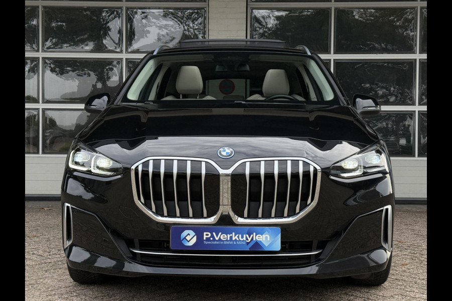 BMW 2 Serie Active Tourer 225e xDrive Luxury Line | PANORAMA | LEDER | SPORTSSTOELEN | CAMERA | DRIVING ASSIST |