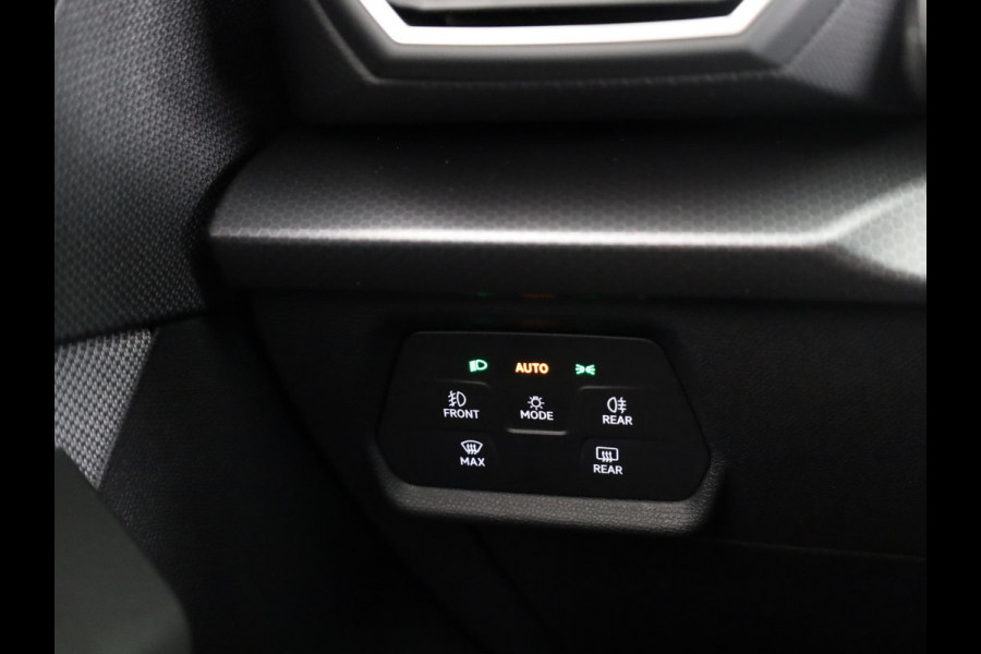 Seat Leon Sportstourer 1.5 TSI e-Hybrid Style Business Intense | Technology Pack | Verwarmbare Voorstoelen + Stuurwiel | Elektr. Achterklep | Keyless Entry | Magnetic tech | HERGEWAARDEERD
