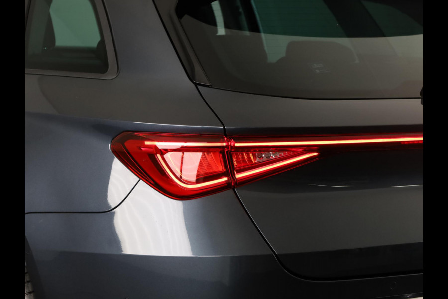 Seat Leon Sportstourer 1.5 TSI e-Hybrid Style Business Intense | Technology Pack | Verwarmbare Voorstoelen + Stuurwiel | Elektr. Achterklep | Keyless Entry | Magnetic tech | HERGEWAARDEERD