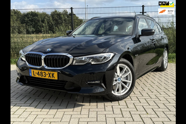 BMW 3 Serie Touring 320e Business Edition Plus | Camera | Laser | Stoelverwarming | Carplay |