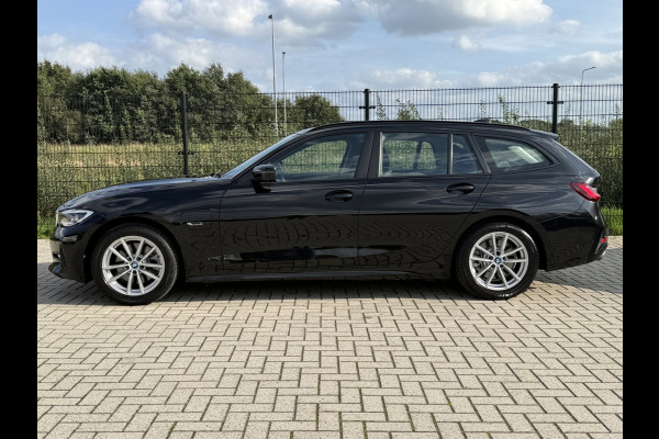 BMW 3 Serie Touring 320e Business Edition Plus | Camera | Laser | Stoelverwarming | Carplay |