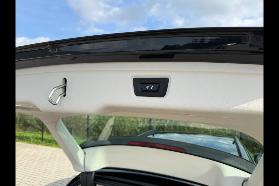 BMW 3 Serie Touring 320e Business Edition Plus | Camera | Laser | Stoelverwarming | Carplay |
