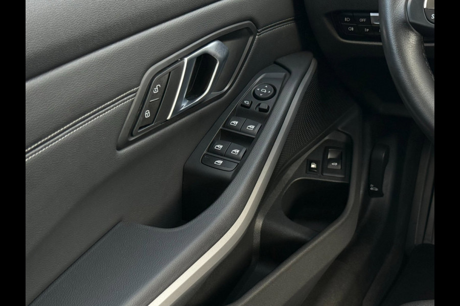BMW 3 Serie Touring 320e Business Edition Plus | Camera | Laser | Stoelverwarming | Carplay |