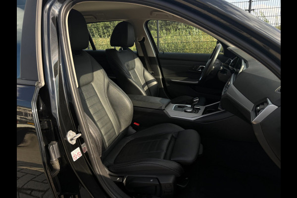 BMW 3 Serie Touring 320e Business Edition Plus | Camera | Laser | Stoelverwarming | Carplay |